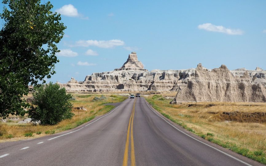 The Perfect 12-Day Road Trip Itinerary for Montana, Wyoming, and the Dakotas